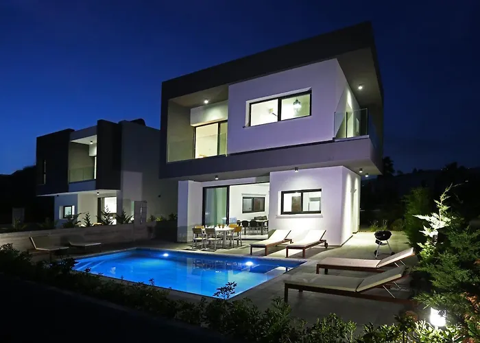 Villa Yria
